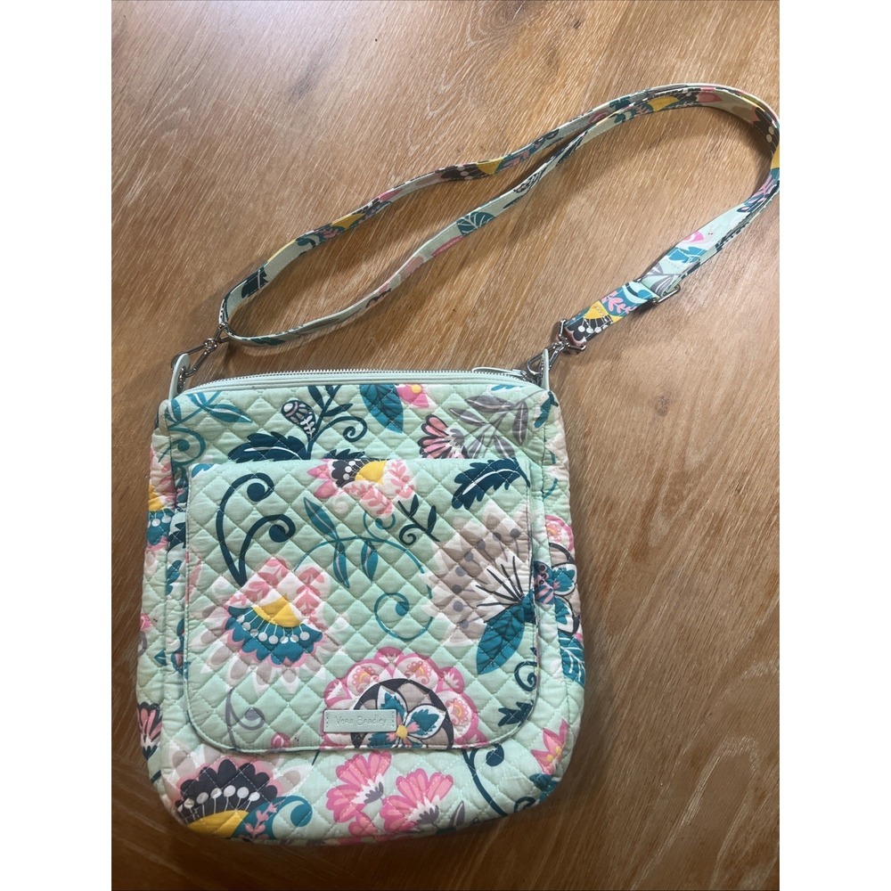 Vera Bradley Carson Mailbag Mint Flowers Turquoise‎ Bag Purse